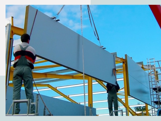 Монтаж сэндвич-панелей в Черногорске от 612 руб.