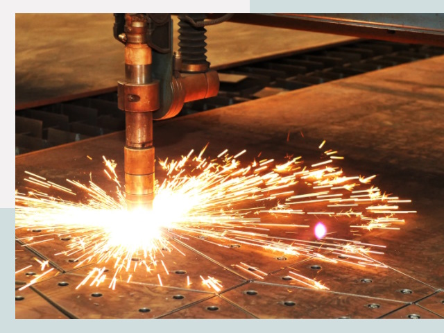 Плазменная резка металла в Черногорске от 612 руб.